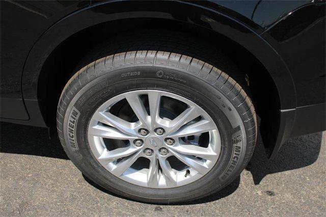 new 2025 Cadillac XT5 car, priced at $47,215