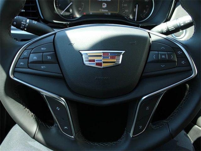 new 2025 Cadillac XT5 car, priced at $47,215