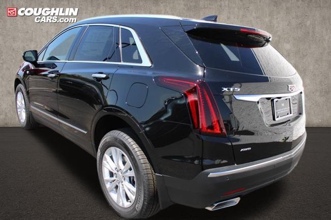new 2025 Cadillac XT5 car, priced at $47,215