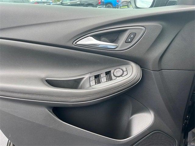 new 2025 Buick Encore GX car, priced at $28,165