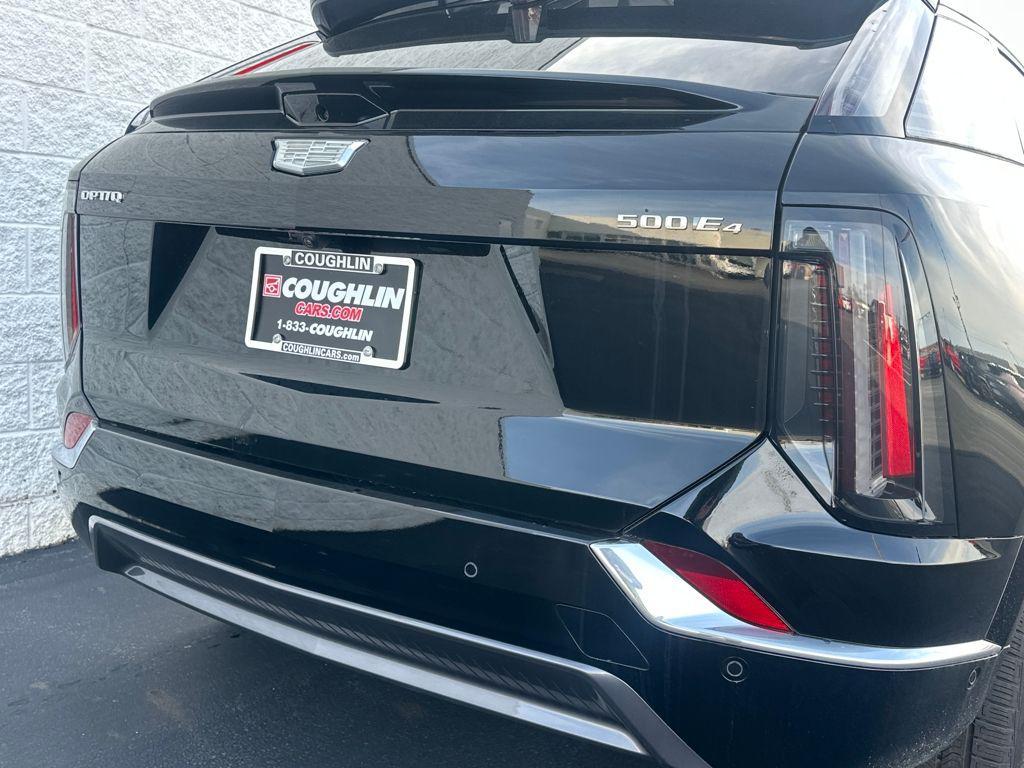 new 2026 Cadillac OPTIQ car, priced at $58,715