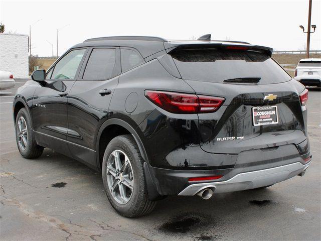 new 2025 Chevrolet Blazer car, priced at $39,010