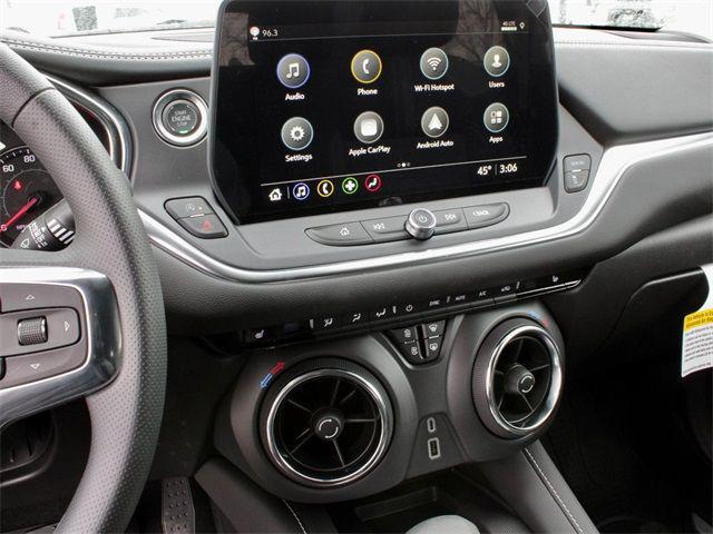 new 2025 Chevrolet Blazer car, priced at $39,010