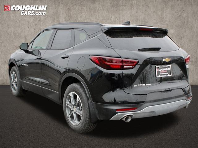 new 2025 Chevrolet Blazer car, priced at $38,010