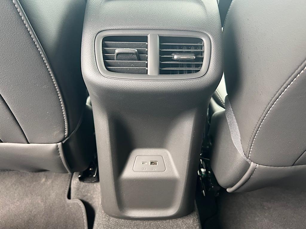 new 2025 Buick Envision car, priced at $36,801