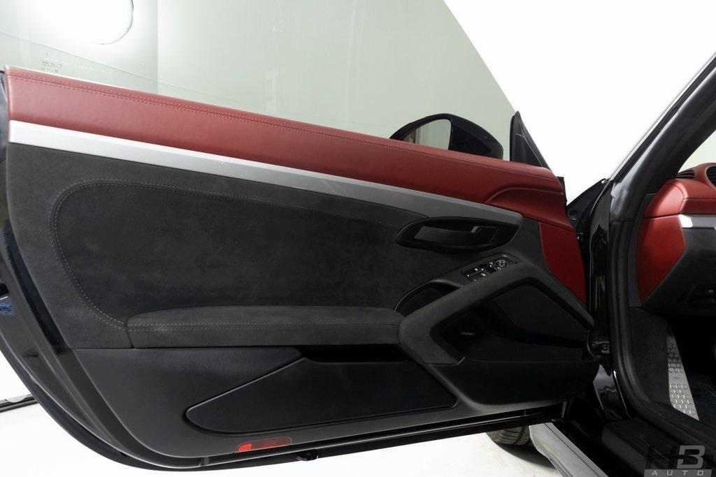 used 2021 Porsche 718 Spyder car, priced at $127,998