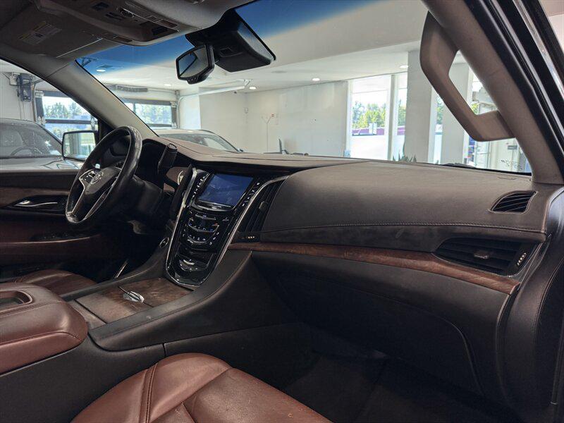 used 2015 Cadillac Escalade car, priced at $24,790