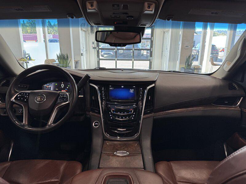 used 2015 Cadillac Escalade car, priced at $24,790