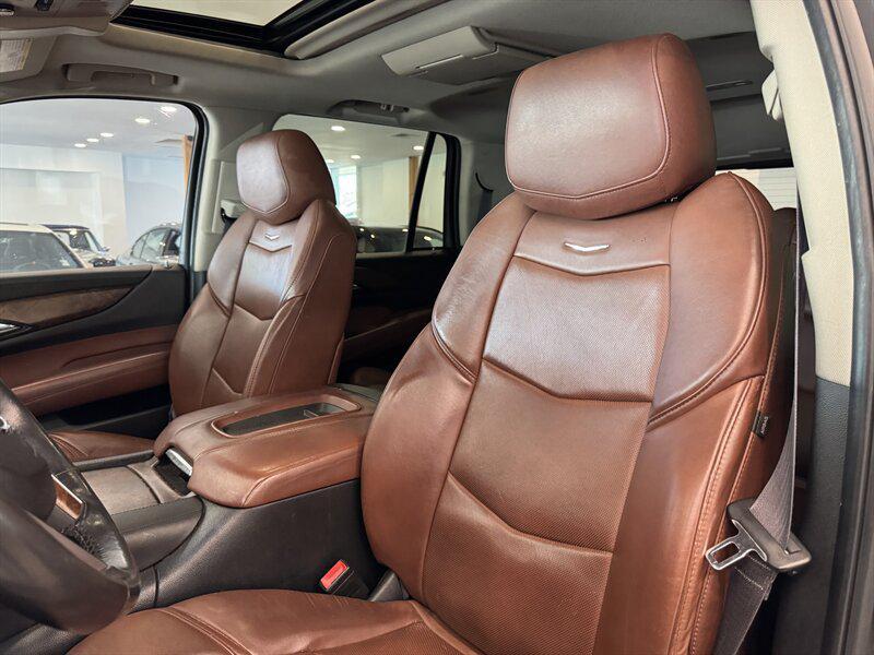 used 2015 Cadillac Escalade car, priced at $24,790