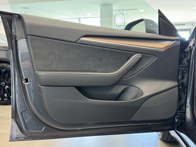 used 2022 Tesla Model 3 car, priced at $29,990