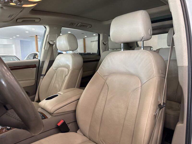 used 2014 Audi Q7 car, priced at $11,490