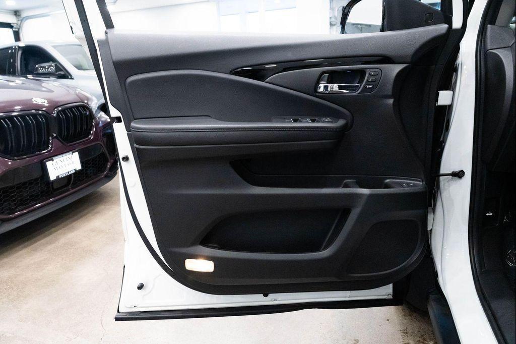 used 2022 Honda Pilot car, priced at $34,690