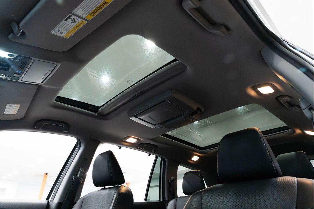 used 2022 Honda Pilot car, priced at $34,690