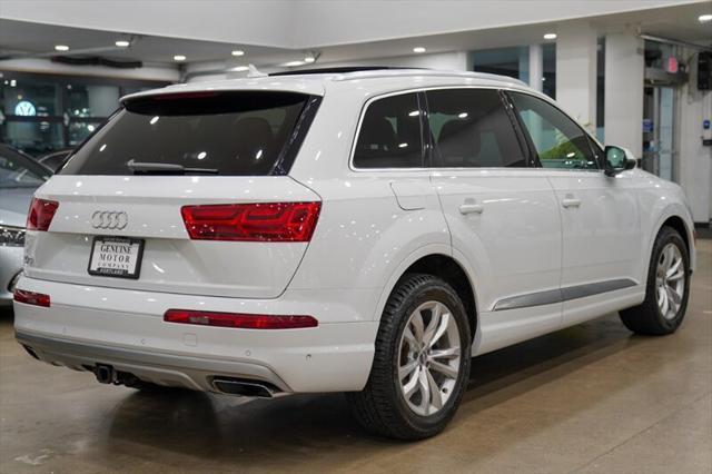 used 2019 Audi Q7 car, priced at $21,900