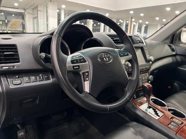 used 2012 Toyota Highlander Hybrid car, priced at $16,890