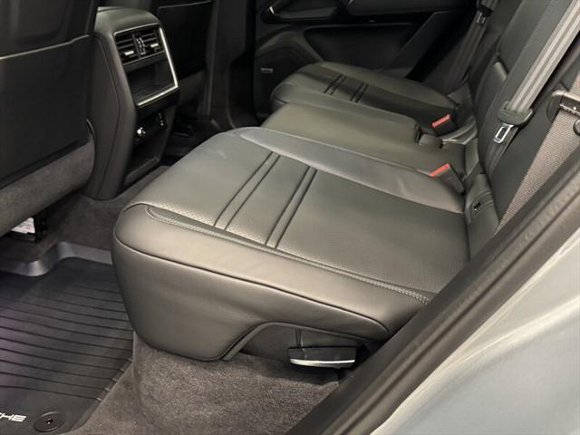 used 2021 Porsche Cayenne car, priced at $59,890
