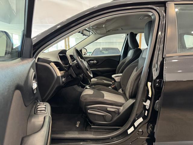 used 2016 Jeep Cherokee car, priced at $7,490