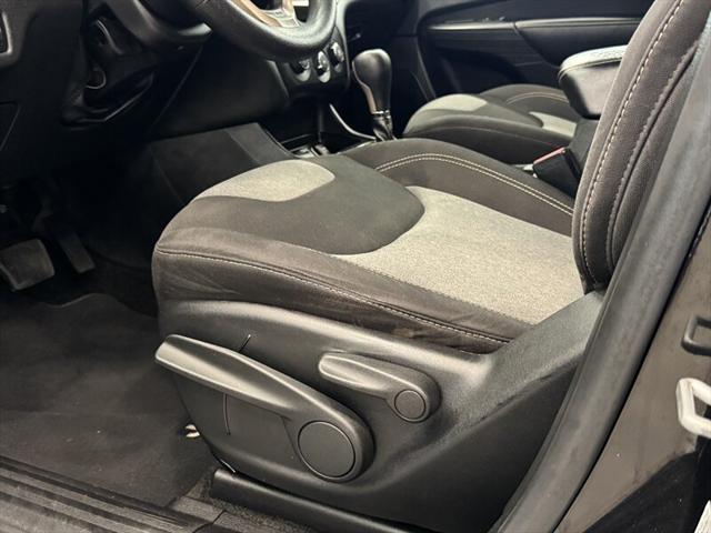 used 2016 Jeep Cherokee car, priced at $7,490