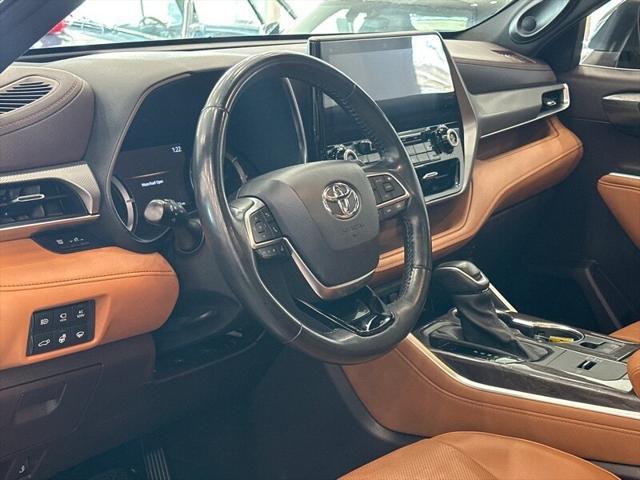 used 2021 Toyota Highlander Hybrid car, priced at $41,890