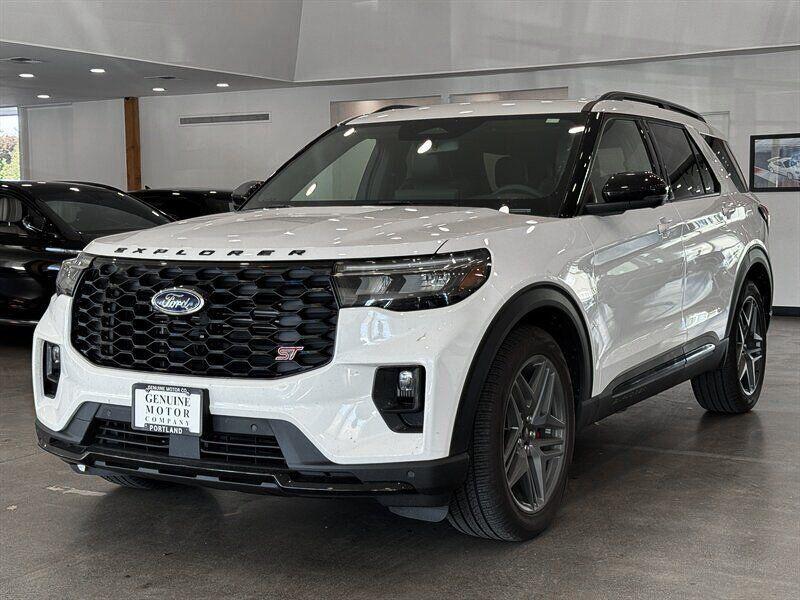 used 2025 Ford Explorer car, priced at $51,890