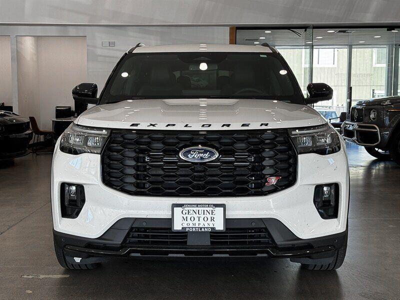 used 2025 Ford Explorer car, priced at $51,890