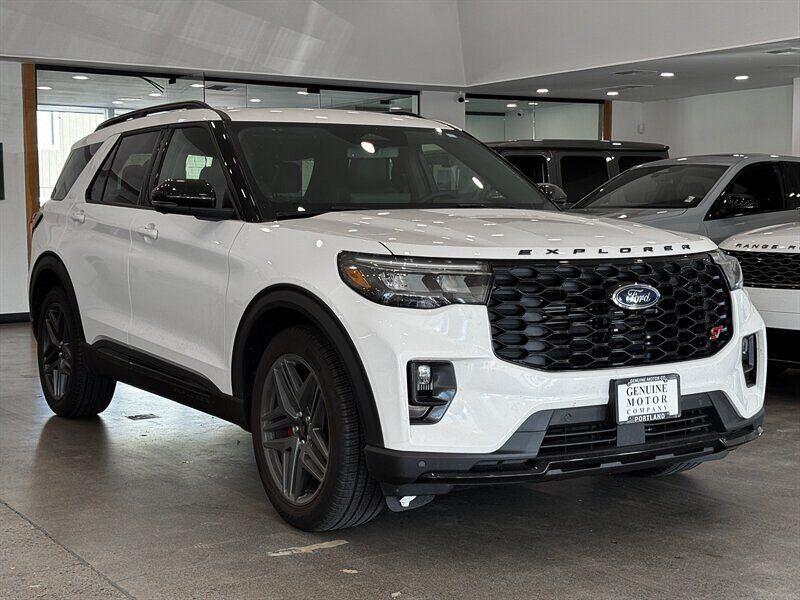 used 2025 Ford Explorer car, priced at $51,890