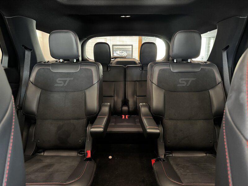 used 2025 Ford Explorer car, priced at $51,890