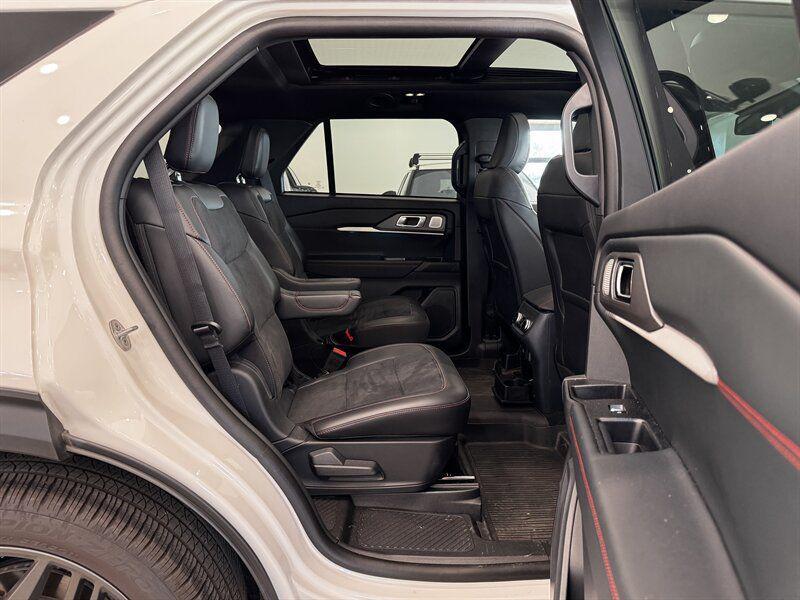 used 2025 Ford Explorer car, priced at $51,890