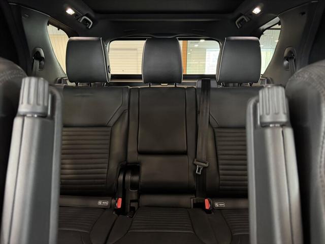used 2020 Land Rover Discovery car, priced at $30,490