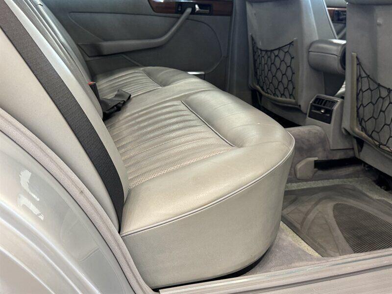 used 1987 Mercedes-Benz S-Class car, priced at $10,990