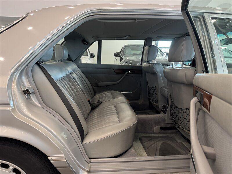 used 1987 Mercedes-Benz S-Class car, priced at $10,990