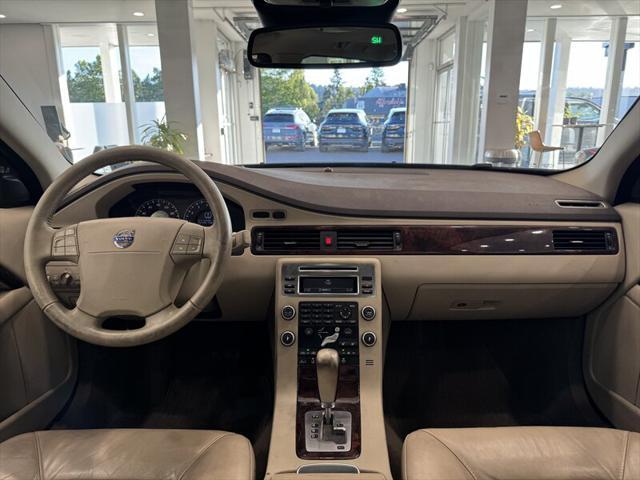 used 2008 Volvo V70 car, priced at $9,790