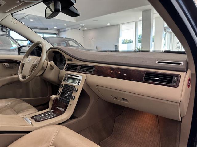 used 2008 Volvo V70 car, priced at $9,790