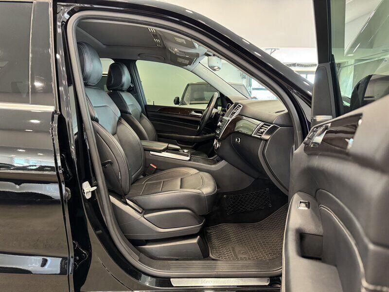 used 2014 Mercedes-Benz M-Class car, priced at $13,290