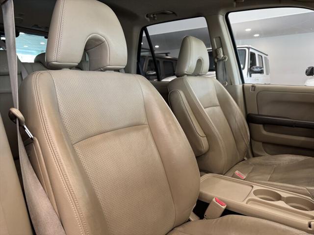 used 2006 Honda CR-V car, priced at $10,900