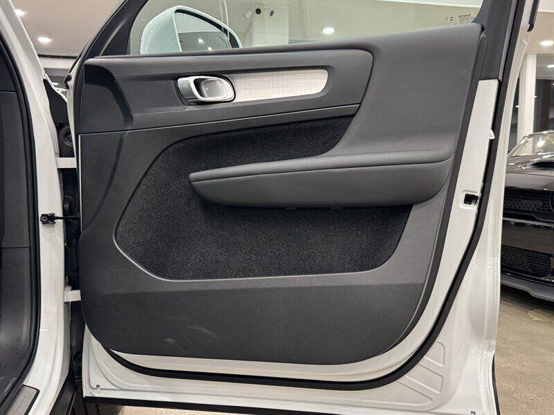 used 2025 Volvo XC40 car, priced at $33,690
