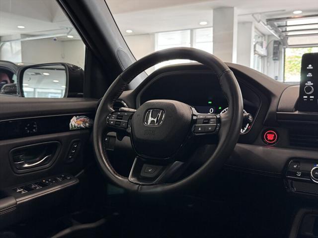 used 2023 Honda Pilot car, priced at $42,990
