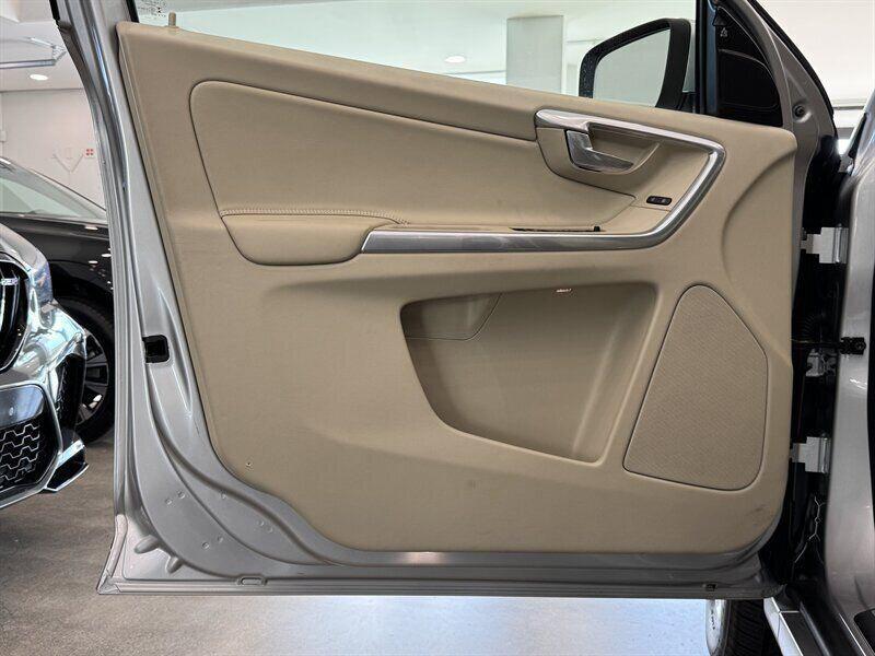 used 2016 Volvo XC60 car, priced at $19,790