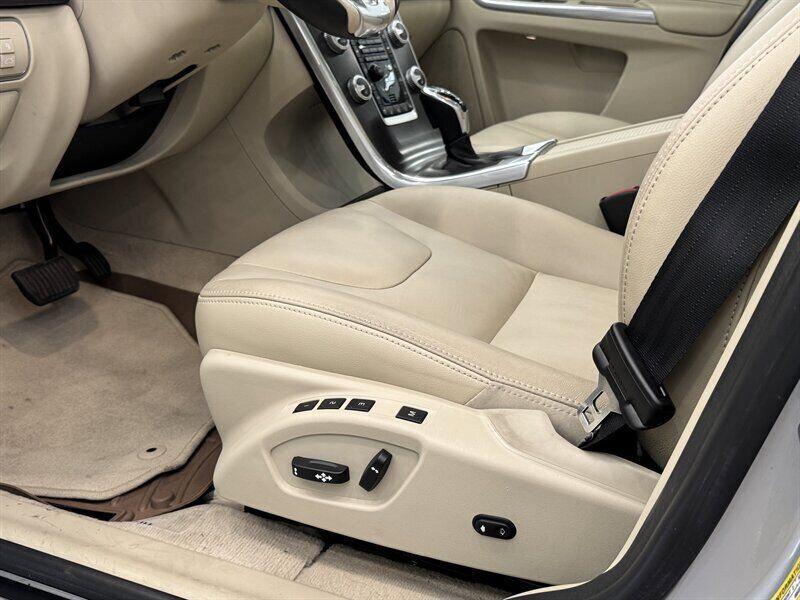 used 2016 Volvo XC60 car, priced at $19,790