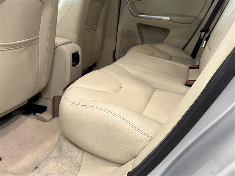 used 2016 Volvo XC60 car, priced at $19,790