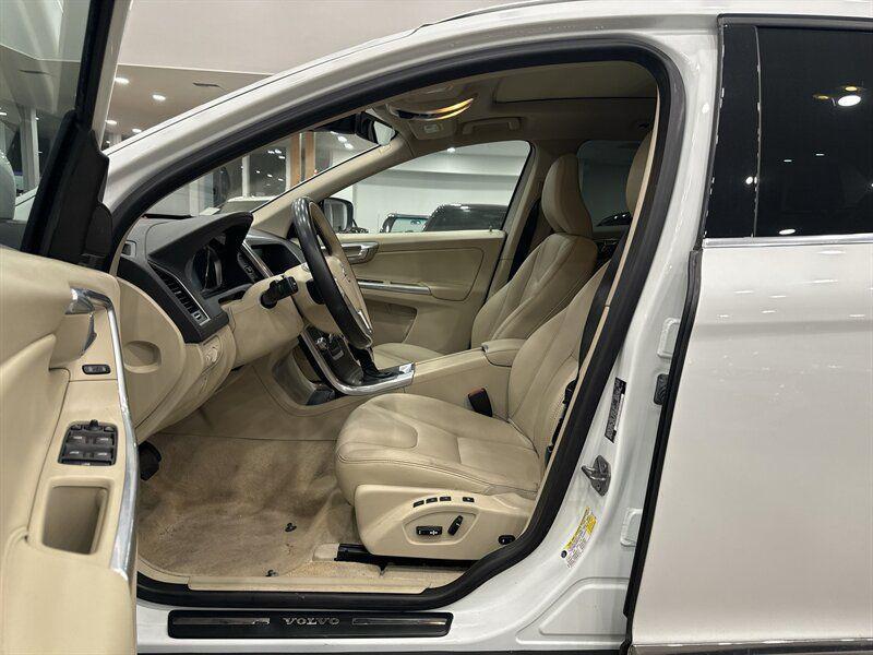 used 2015 Volvo XC60 car, priced at $11,900