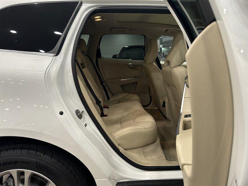 used 2015 Volvo XC60 car, priced at $11,900