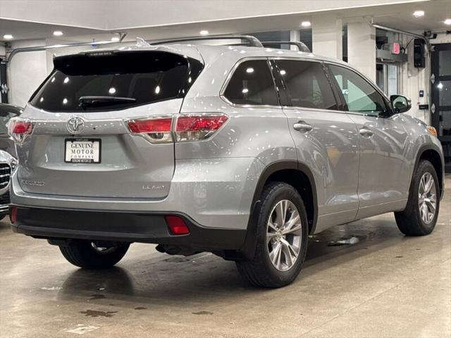 used 2015 Toyota Highlander car, priced at $21,790