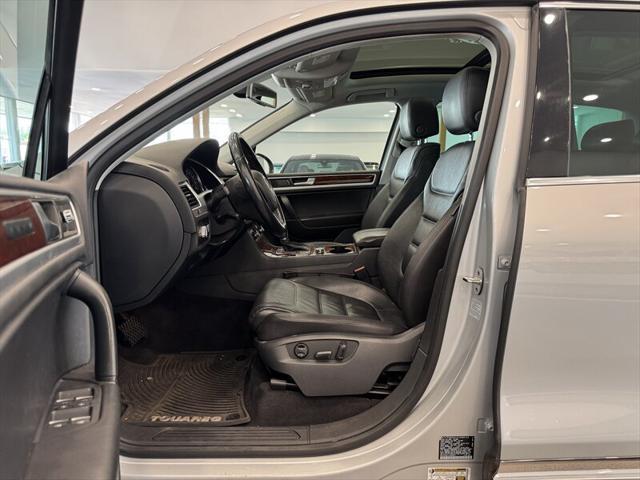 used 2014 Volkswagen Touareg car, priced at $10,990