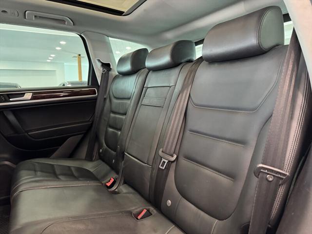 used 2014 Volkswagen Touareg car, priced at $10,990