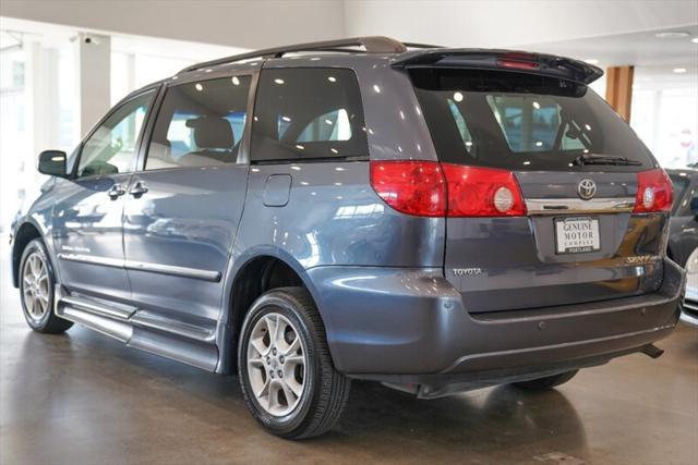 used 2006 Toyota Sienna car, priced at $11,900