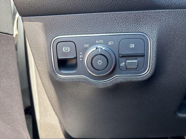 used 2021 Mercedes-Benz GLB 250 car, priced at $26,395