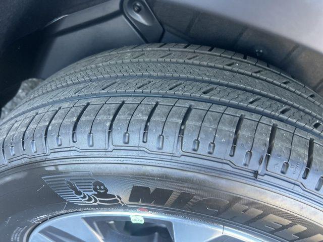 new 2025 Toyota Highlander car, priced at $49,468