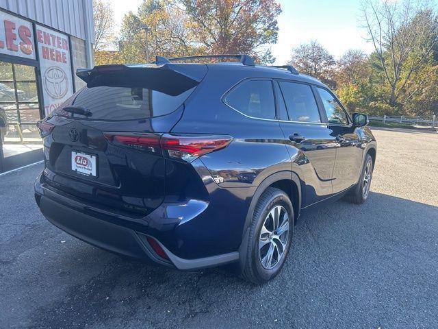 new 2025 Toyota Highlander car, priced at $49,468