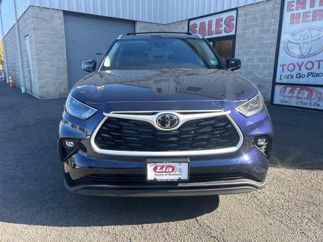 new 2025 Toyota Highlander car, priced at $49,468